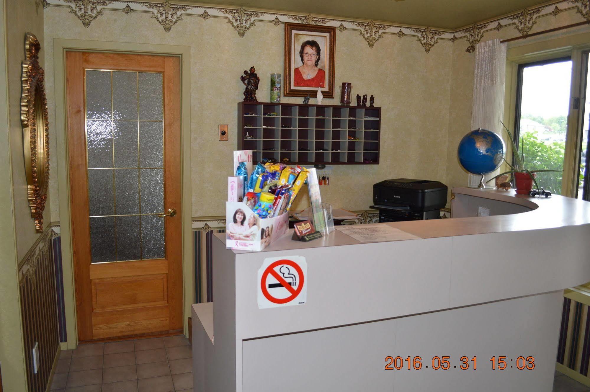 Motel-Auberge Helene Victoriaville Luaran gambar