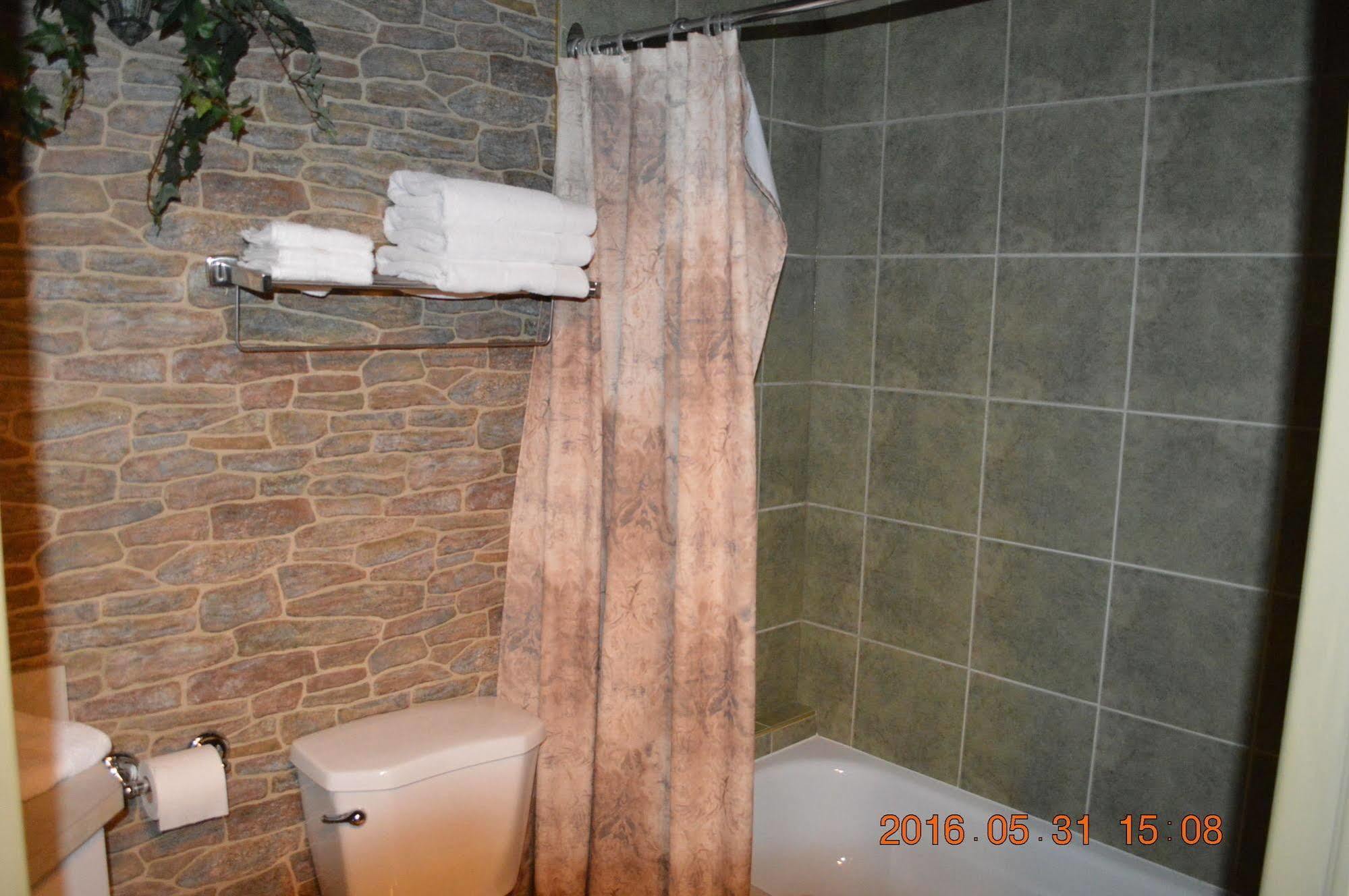 Motel-Auberge Helene Victoriaville Luaran gambar